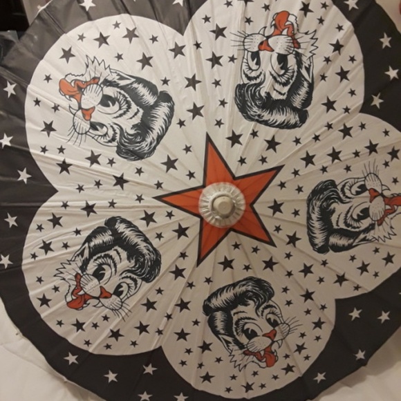 Viva Las Vegas Accessories The Stray Cats Paper Parasol Pinup